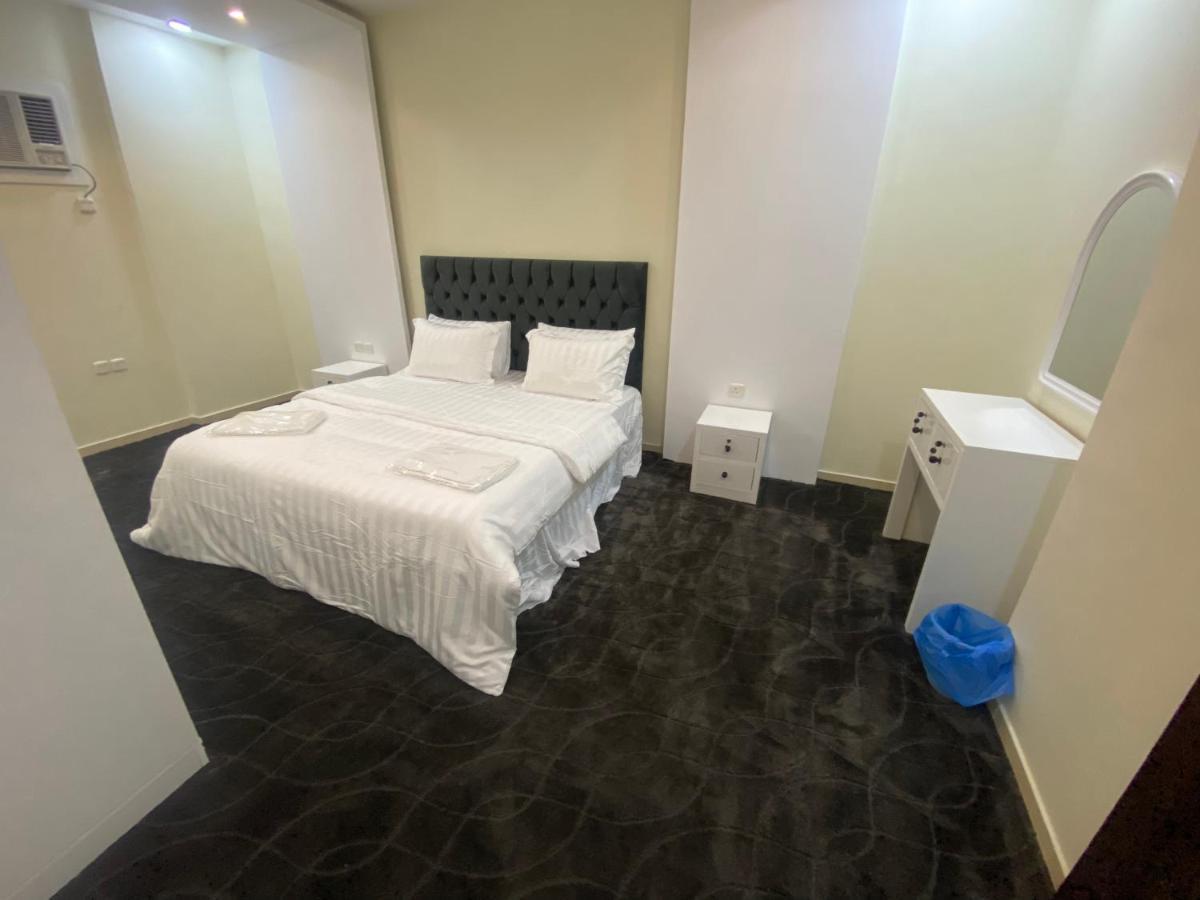 Al Diyafah Apts Medina Luaran gambar